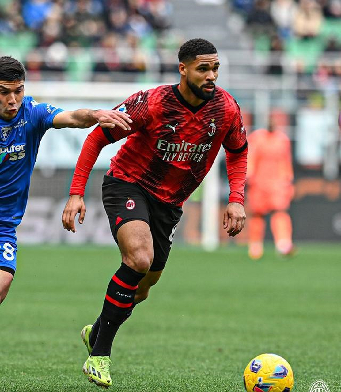 kaiyun-今晨意甲焦点战,AC米兰篮板制胜,话题不断,临场指挥获称赞-kaiyun