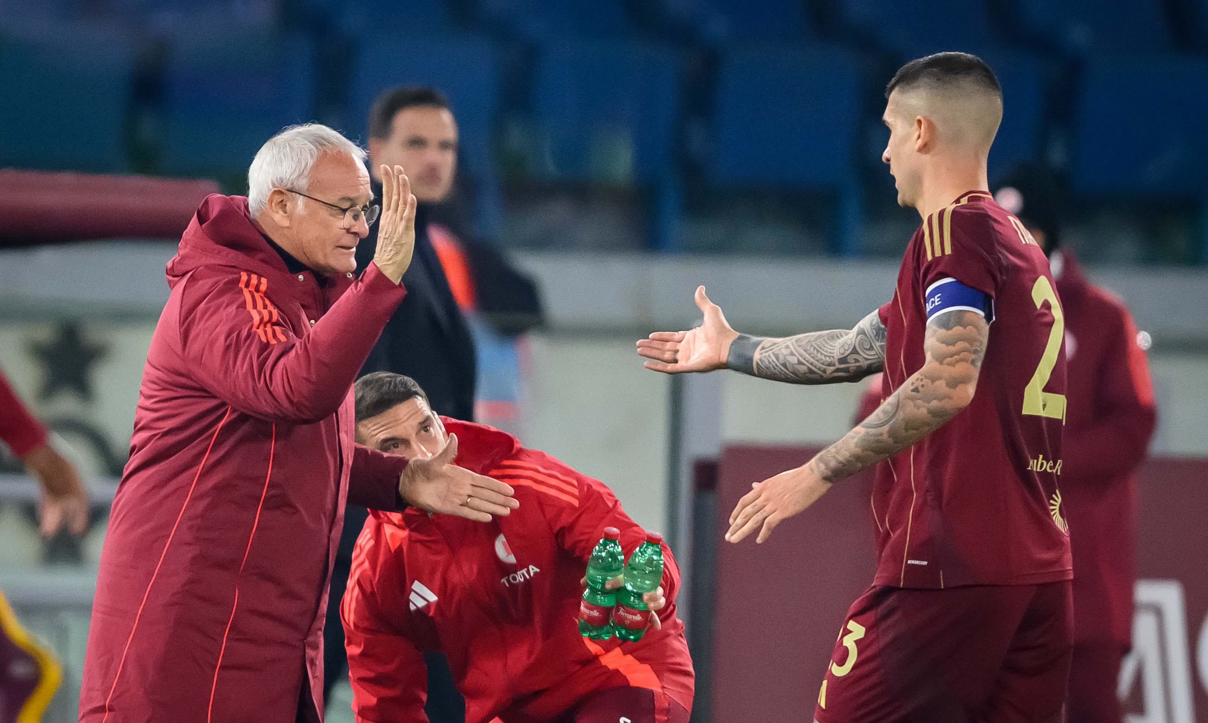 kaiyun-今晨意甲焦点战,AC米兰篮板制胜,话题不断,临场指挥获称赞-kaiyun